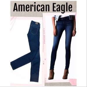Flash Sale American Eagle Jeans Super Stretch Skinny dark denim wash Size 4